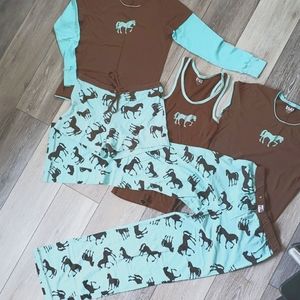 5 piece pajama set size small